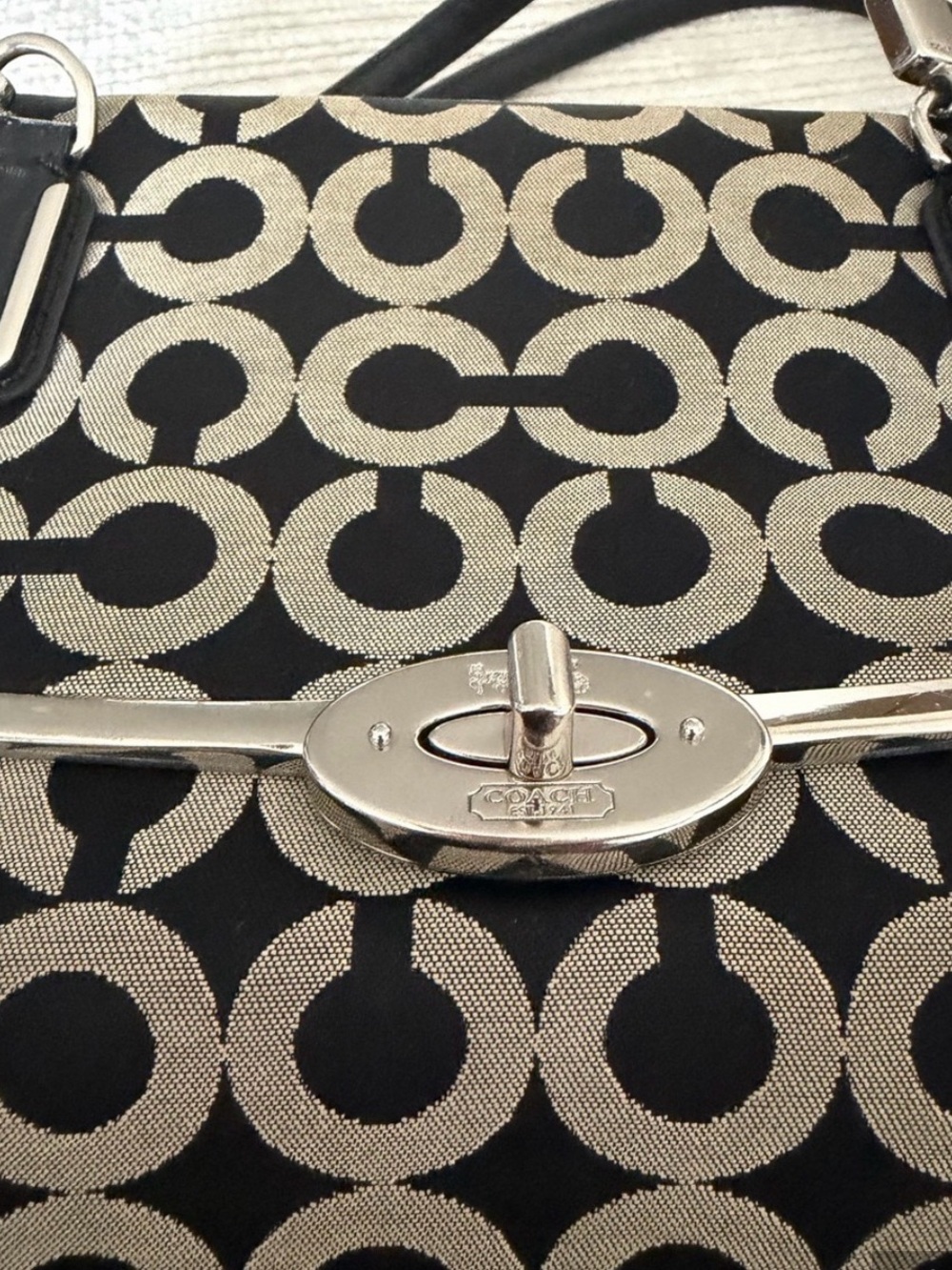 Coach Black & Beige Madison Madeline east/west satchel! Like new condition - Picture 7 of 14